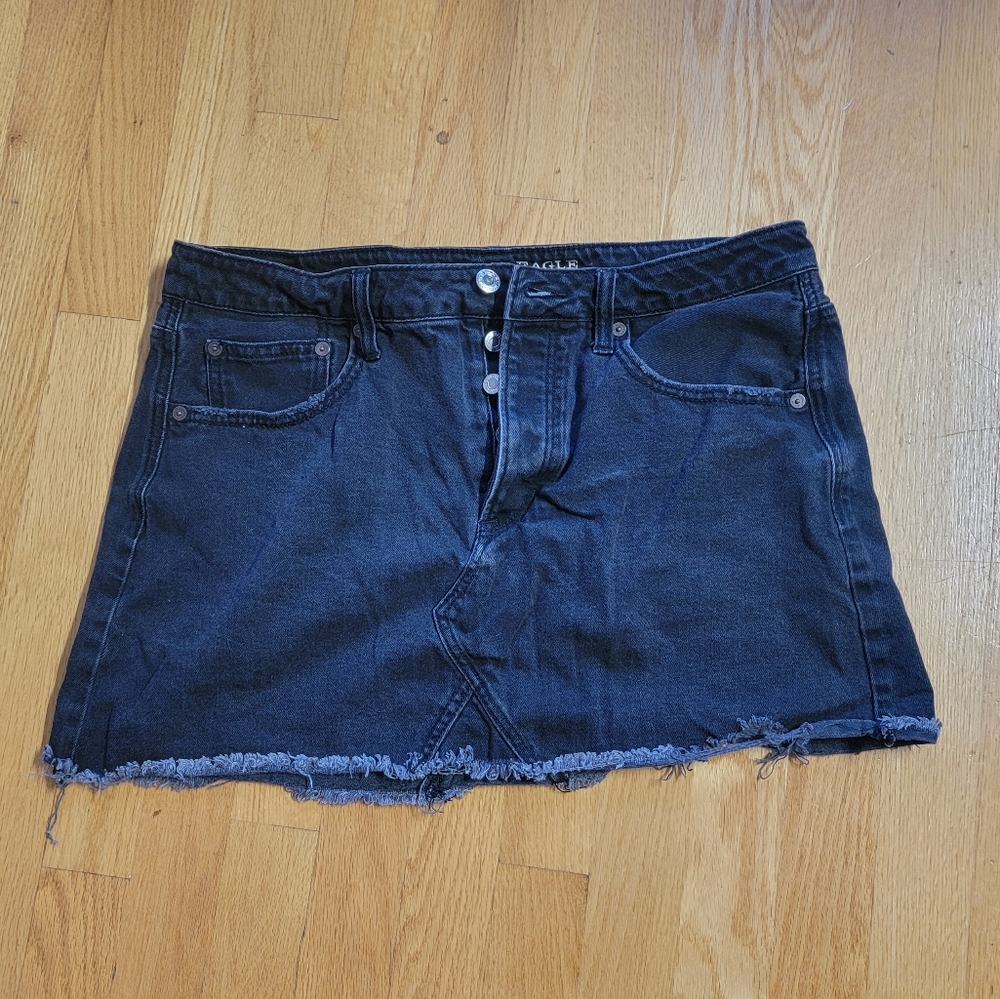AMERICAN EAGLE OUTFITTERS | BLACK DENIM MINI SKIRT